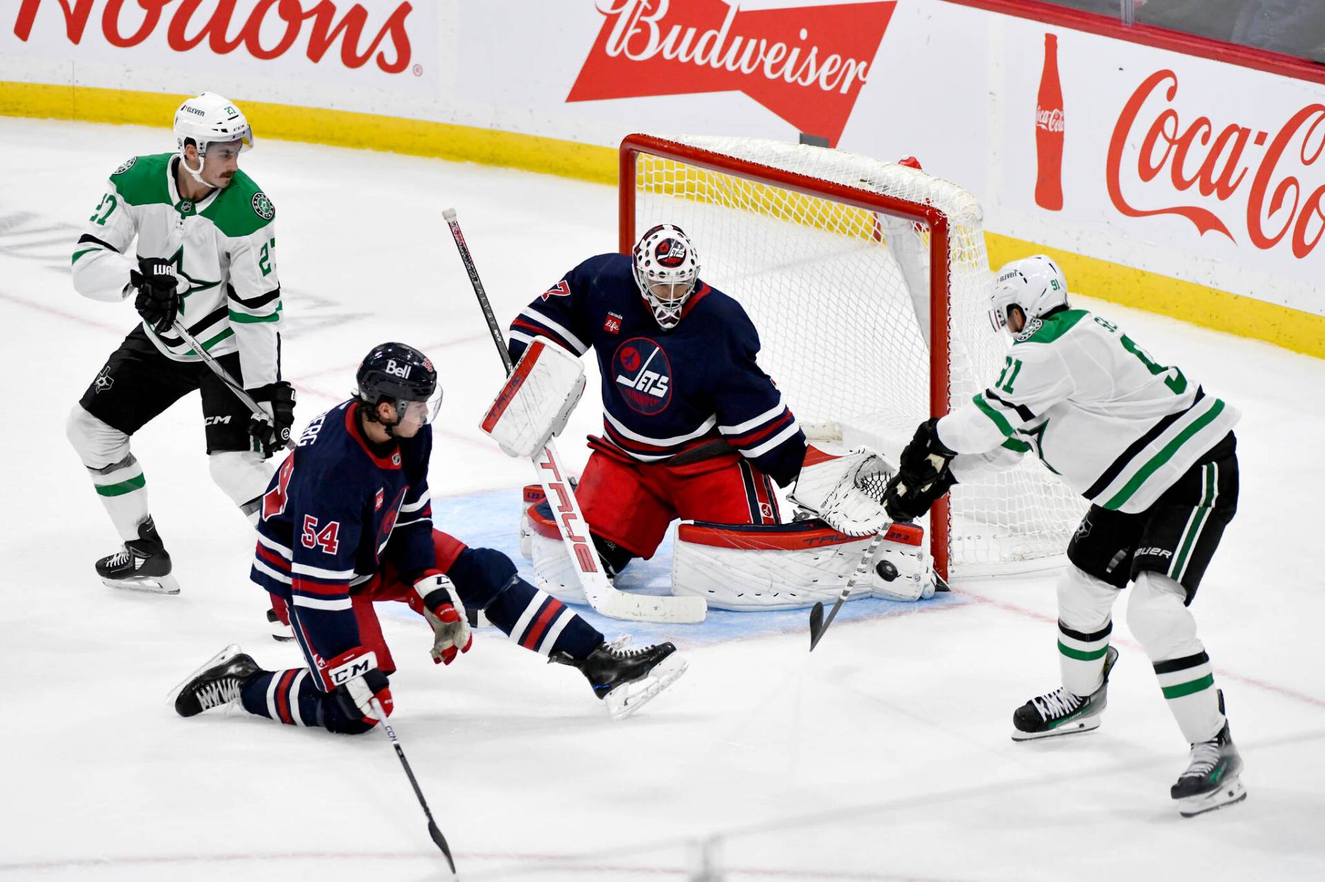 WINNIPEG JETS BATE RECORDE, COM A VITÓRIA SOBRE O DALLAS STARS