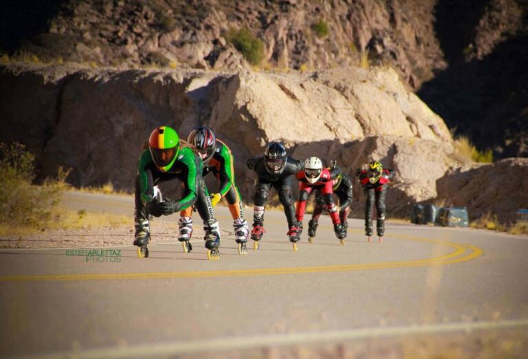 TÉCNICAS EM PATINAÇÃO INLINE DOWNHILL
