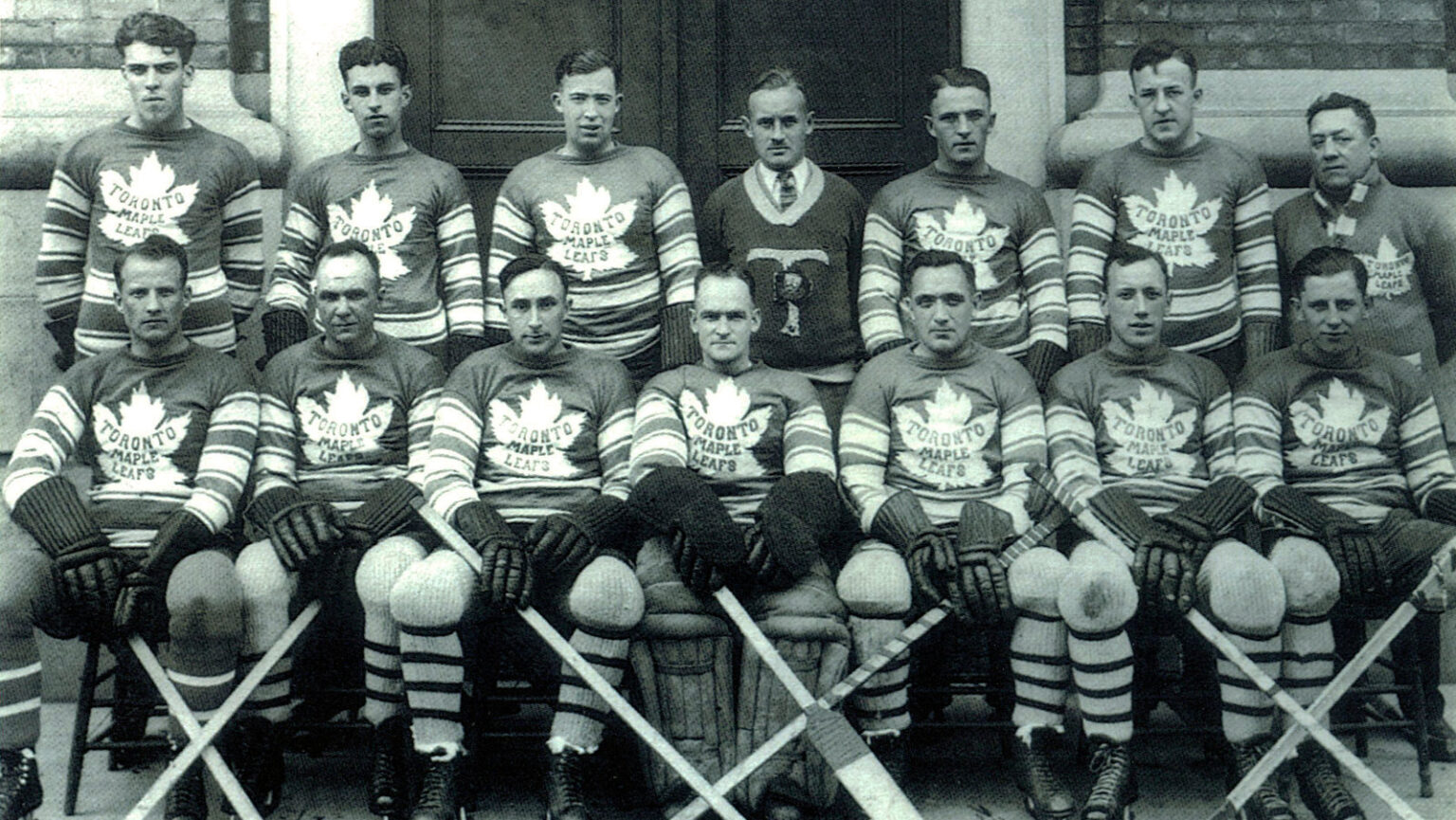 Equipe do Toronto Maple Leafs de 1927 – Fonte: ediwfashion (2025)