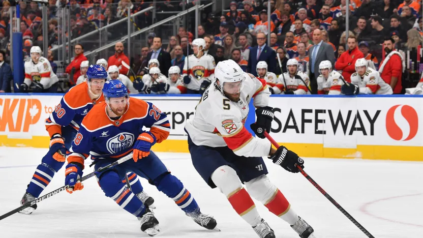 Jogo entre Florida Panthers e Edmonton Oilers no Rogers, em Edmonton, no dia 17/12/2024- Fonte: NHL (2024)