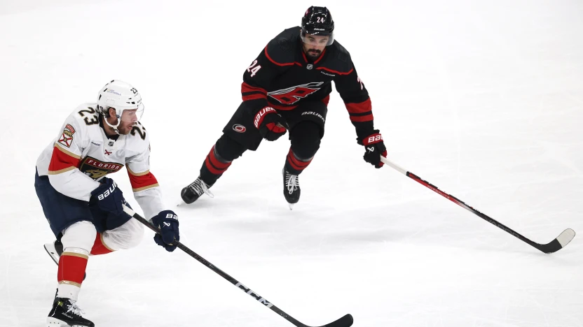Jogo 5 entre o time do Florida Panthers e Carolina Hurricanes, pela final da conferência Leste 2025 da NHL, em 28/05/2025 – Fonte: NHL (2025)