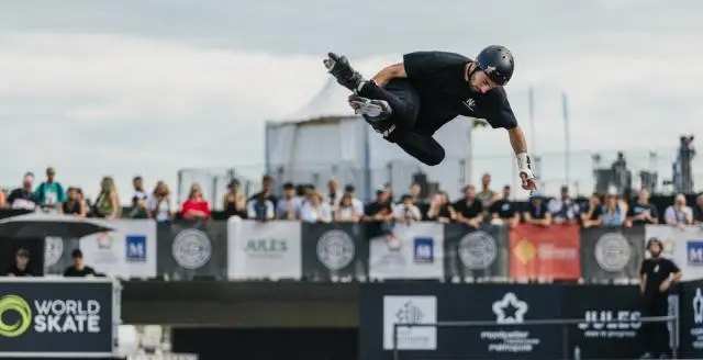 Competidor de Street/Vertical – Fonte: World Skate 2024