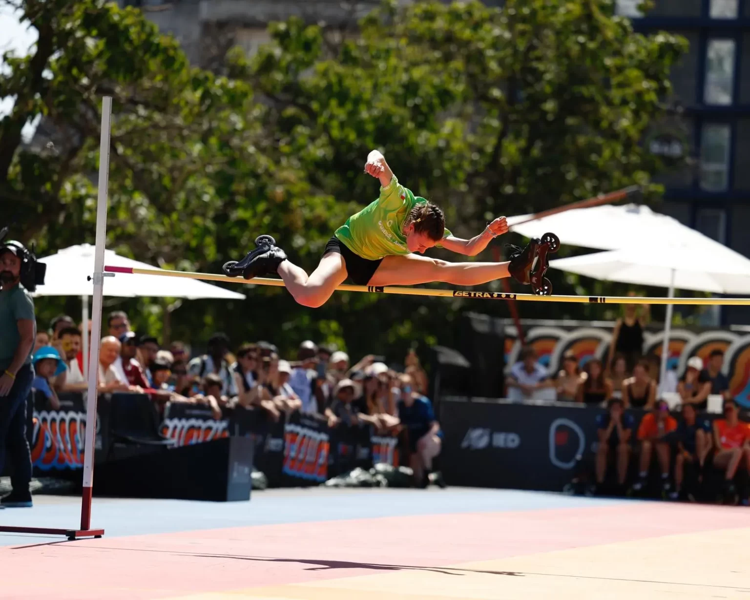 Atleta de Salto em altura competindo no Inline Frestyle World Cup – Milano 2025 – Fonte: Hero Battle Cup (2025)
