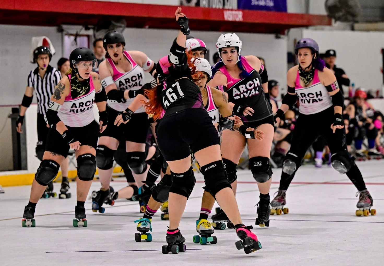 Jogo Feminino de Roller Derby – Fonte: Archrival Roller Derby (2025)