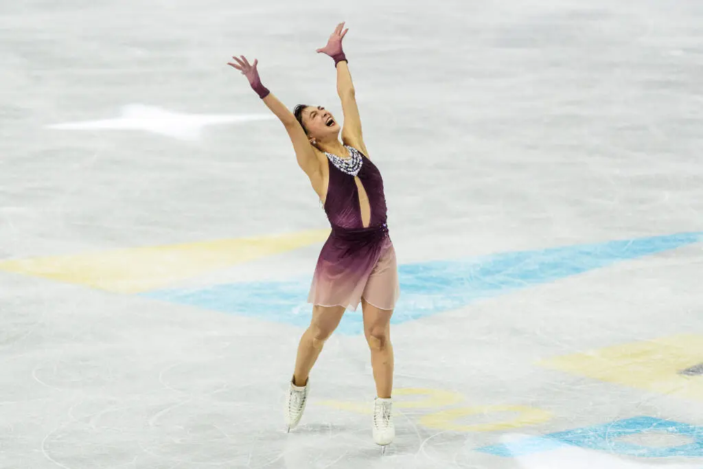 A patinadora japonesa Kaori Sakamoto, faz a sua apresentação no programa livre – Foto: ISU (International Skating Union) – Fonte: Prague (2026)