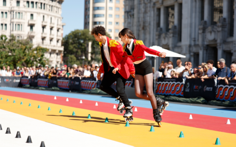 1- Competidores em duplas na copa do mundo de patinação freestyle Milão 2025- Fonte: World Skate (2025)