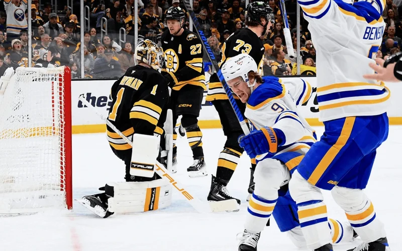 Jogo 4 dos playoffs da NHL entre as equipes do Buffalo Sabres contra o Boston Bruins em 26/04/2026 - BUF@BOS – Por Joe McDonald – Fonte: NHL (2025)