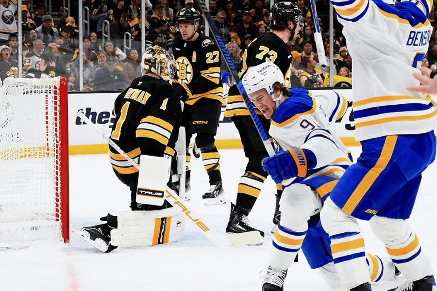 Jogo 4 dos playoffs da NHL entre as equipes do Buffalo Sabres contra o Boston Bruins em 26/04/2026 - BUF@BOS – Por Joe McDonald – Fonte: NHL (2025)
