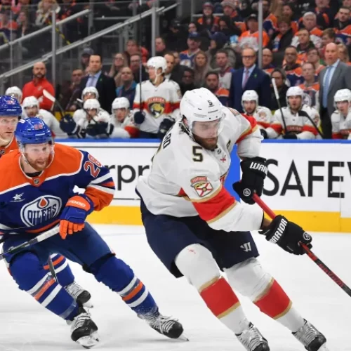 Jogo entre Florida Panthers e Edmonton Oilers no Rogers, em Edmonton, no dia 17/12/2024- Fonte: NHL (2024)