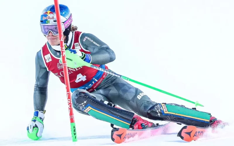 Lucas Pinheiro competindo em Levi, Finlândia em 16/11/2025 – Foto: Julia Piatkowska - FIS/Action Press – Fonte: Olimpíada Todo Dia (2025)