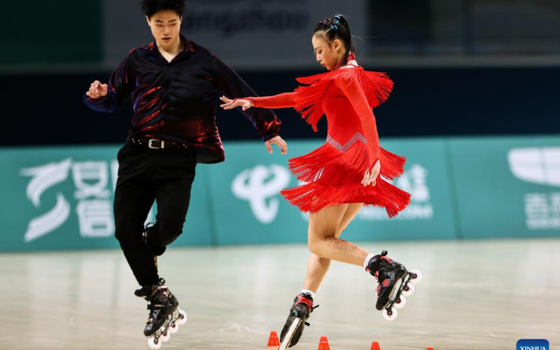 Zhang Hao e Zhu Siyi, que competem em duplas- Fonte: English News (2024)