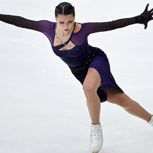Patinadora Russa Kamila Valieva competindo – Foto: Natalia Kolesnikova/AFP via Getty Images – Fonte: CBC (2022)