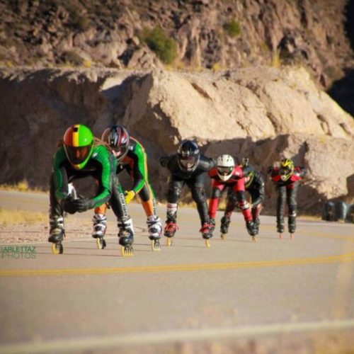 TÉCNICAS EM PATINAÇÃO INLINE DOWNHILL
